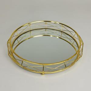 Oracle Stainless Steel Tray, 
Product Dimensions	15"L x 15"W x 3.75"H
Shape	Round
