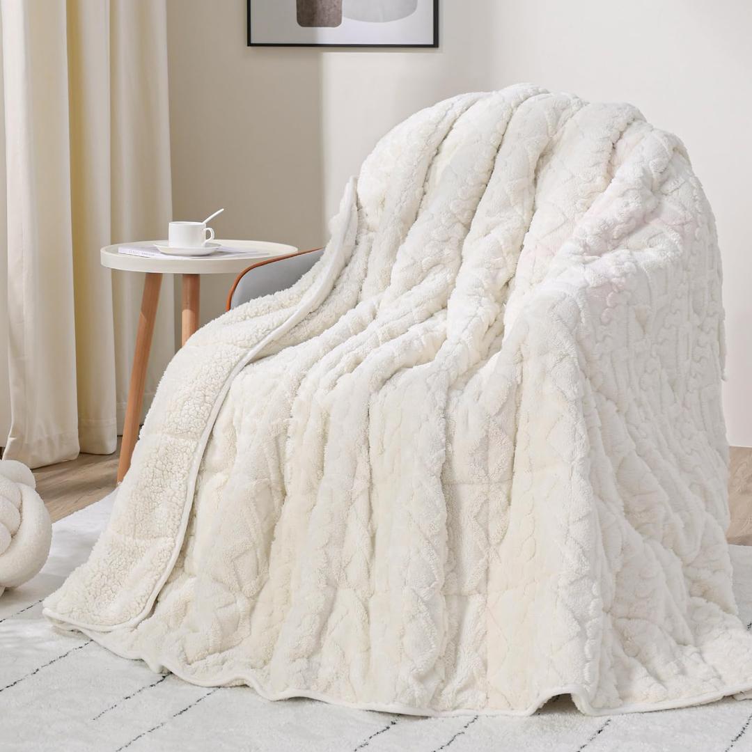 Drewin Comfort Weighted Blanket 20lbs, Stylish Jacquard Sherpa Weighted Blankets for Adults, Super Fluffy Cozy Bed Blanket for Sleep Natural and Calming, 60 x 80 inches, Cream White