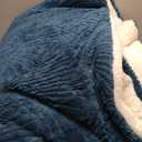 Seashell Jacquard Sherpa Comforter Set Warm Cozy Premium Bedding 3 Pieces, Geometric Pattern Quilt Comforter with 2 Pillowcases, 90×90