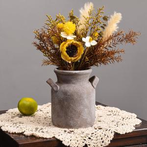 Quoowiit Ceramic Rustic Farmhouse Vase, Distressed Decorative Flower Vases for Home Decor, Ideal Shelf Decor, Boho Vase for Living Room Bedroom Kitchen Office Centerpiece Table Decorations (6 Inch-brown)