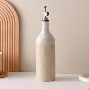 Olive Oil Dispenser Bottle for Kitchen, 23 Oz Ceramic Oil Dispenser with Gravity Spout for Olive Oil, Evoo, Vinegar, Soy Sauce, Coffee Syrups, Oil(Brown)