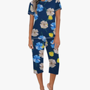 Ekouaer Women's Sleepwear Capri Pajama Sets Short Sleeve Two-Piece Pjs V Neck Tops & Capri Pants with Pockets Size L