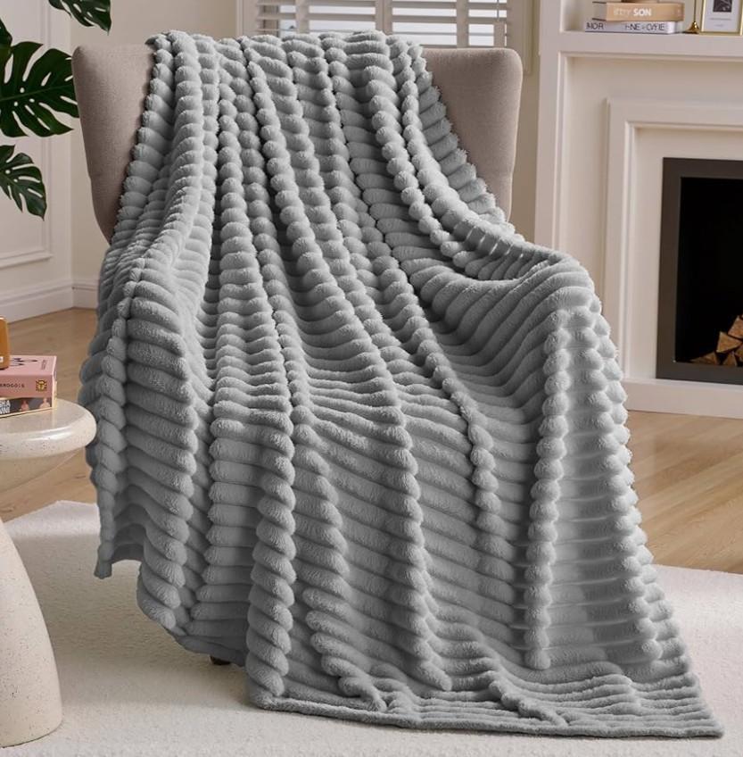 PHF Luxury Soft Fleece Blanket King Size, No Shed No Pilling, 380GSM Fluffy Cozy Throw Blankets for Bed, 108"x90", Lightweight Warm Bedding for Home Decor, Ideal Gift for Women, Sharkskin