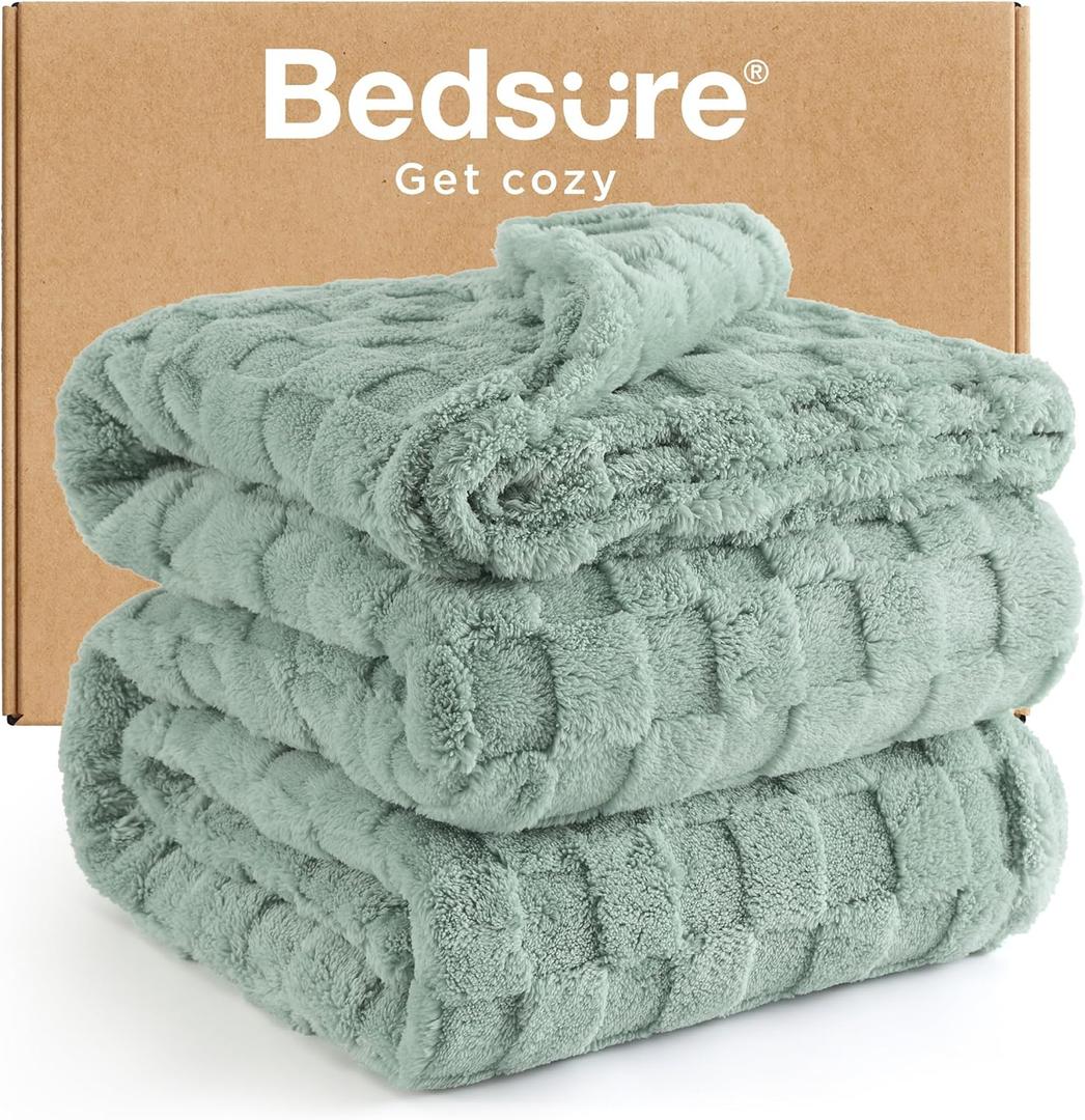 Bedsure GentleSoft Full Size Blankets for Bed - Super Soft Cozy Fleece Spring Blanket for Kids Girls, Large Fuzzy Throws for Bedroom Decor,Sage Green, 84x90 Inches