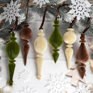 6 Pcs Velvet Finial Christmas Tree Ornaments - Velvet Pendants Shatterproof Flocked Christmas Ball Ornaments Hanging Vintage Decorations for Xmas Tree Holiday Decorations (Brown, Green, Cream)