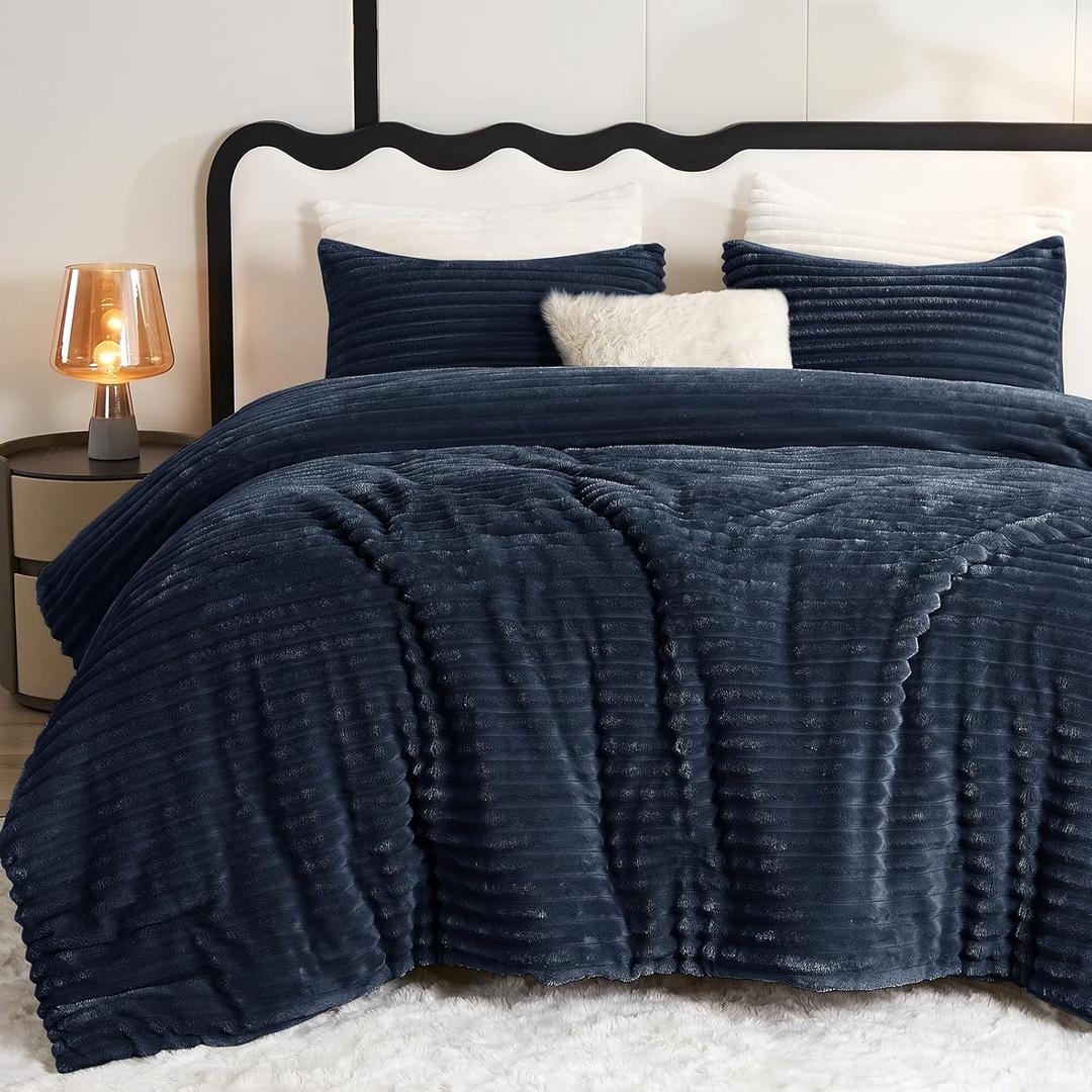 CozyLux Fluffy King Size Comforter Set - Super Soft Faux Fur Navy Blue Comforter King Size, Winter Warm Fleece Bedding Set, 3 Pieces Plush Fuzzy Bed Set (1 Shaggy Comforter, 2 Pillowcases)