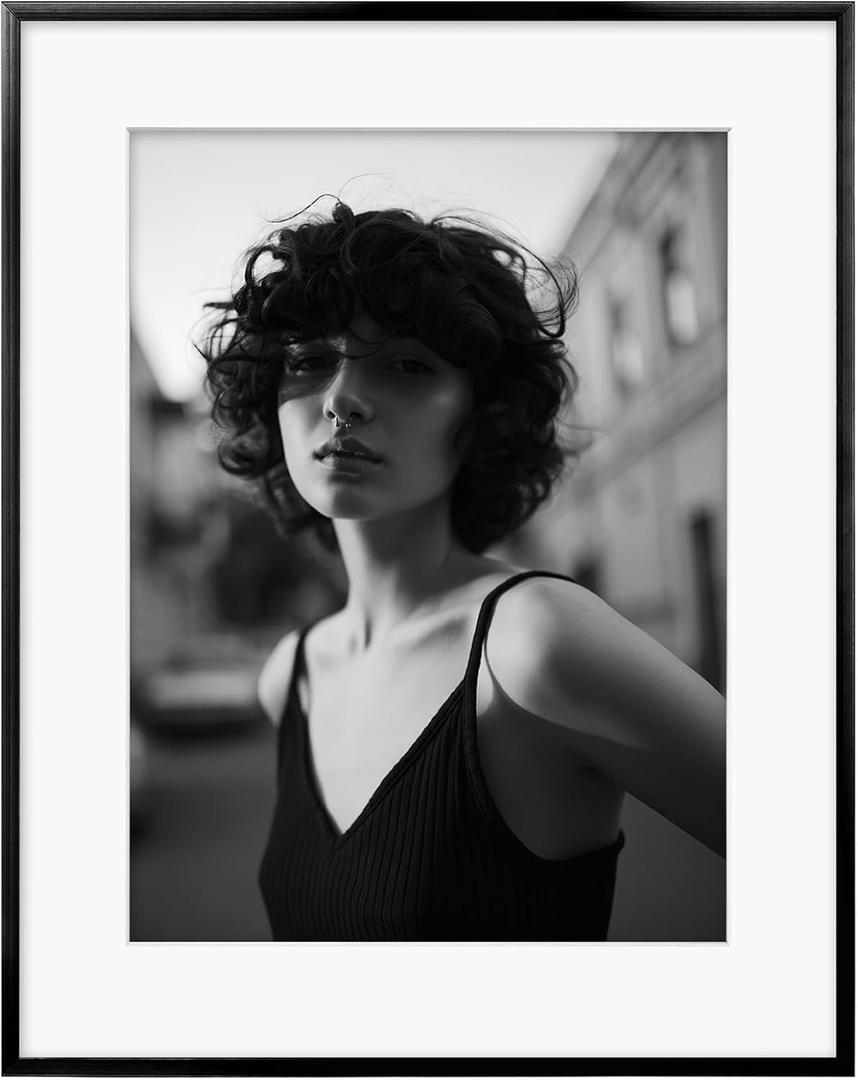 Egofine 16x20 Aluminum Picture Frame Display with Mat for 12x16 or 16x20 without Mat, Metal Poster Frame Covered by Plexiglass for Wall Mounting, 1 Pack, Black