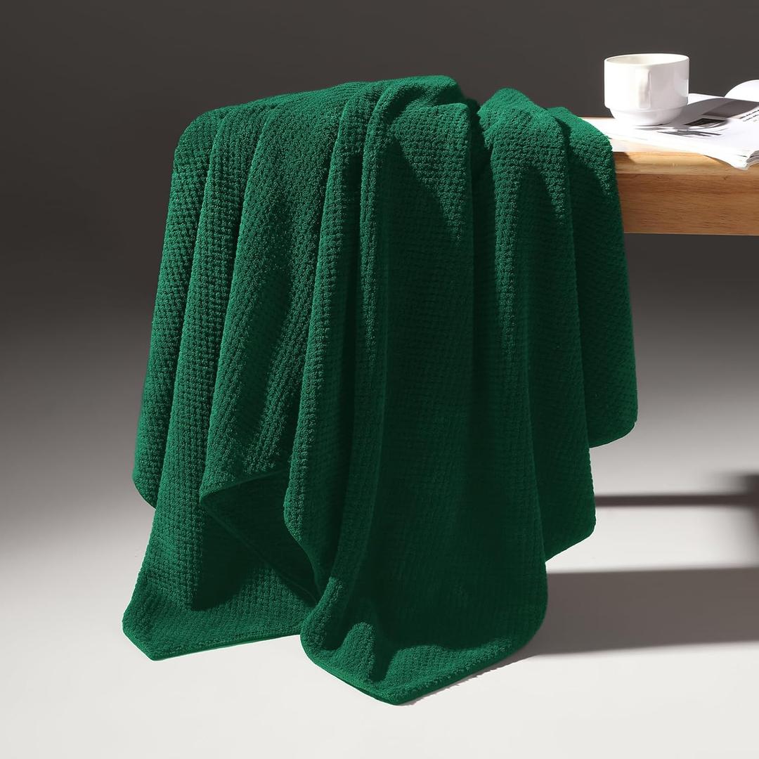 REDKISS Soft Bath Towel Set - 2 Bath Premium Dark Green Towels for Bathroom, Gym & Spa