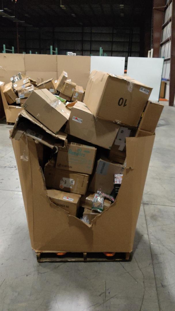 Pallet of Salvage items