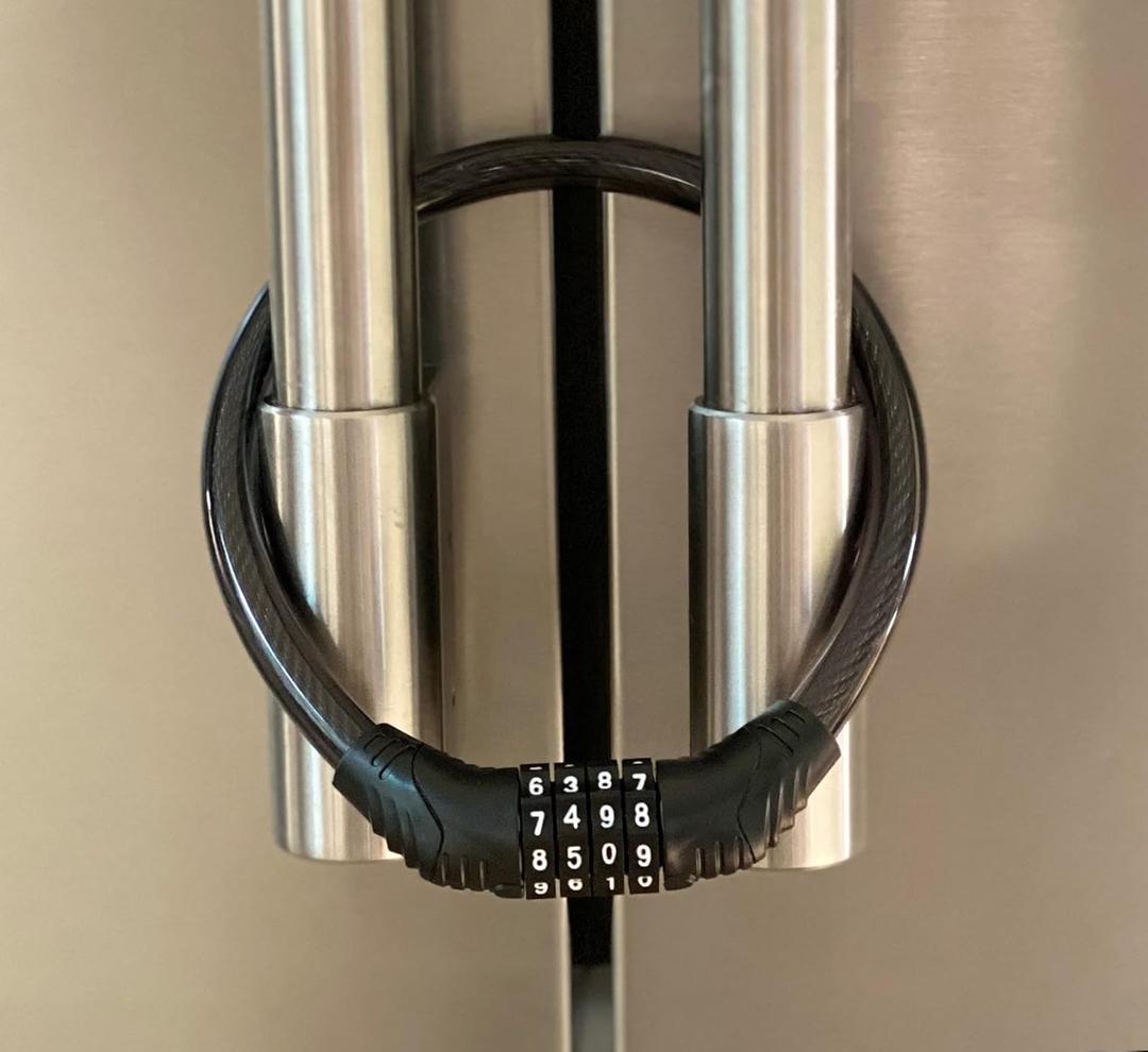 Urban August Refrigerator Lock for Kids & Adults, 4-Digit Code Fridge Lock for French-Door Refrigerators, & Versatile Cabinet (One) (Standard Black 1 Pack)