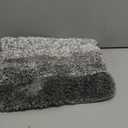 Smiry Microfiber Bath Mat, 40 x 60 cm, Non-Slip Super Absorbent Bathroom Mat, Extra Soft Thick Floor Foot Mat, Fluffy Shaggy Bath Mats Rugs for Bathroom, Grey