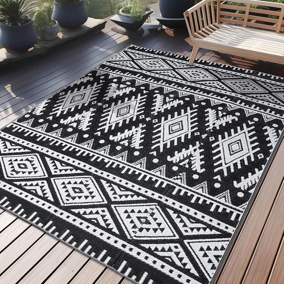 OLANLY Outdoor Rug Waterproof 5x8 ft, Reversible Outdoor Plastic Straw Rug, Boho Patio Rug, Indoor Outdoor Carpet, RV Mat Outside for Patio, Camp, Picnic, Balcony, Deck, Backyard, Black & White (5 x 8 Feet)