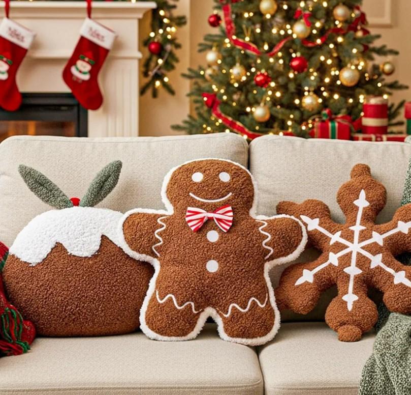 Chunful 3 Pcs Christmas Gingerbread Pillows Gingerbread Men Snowflake Pudding Shaped Plush Throw Pillows Cute Christmas Decoration for Xmas Winter Holiday Party Sofa Bed Couch Cushion Home Decor Gift