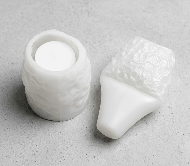 Floral Pattern Vase Molder