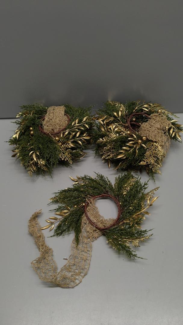 6 PCS Small Winter Blue Berry Cabinet Wreath Artificial Mini Kitchen Wreaths Vintage Swags Wreath with Retro Burlap Ribbon for Farmhouse Rustic Home Front Door Window Pillar Wedding Chair Wall