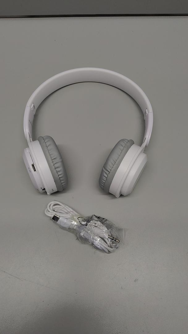ILIVE Wireless Headphones W/Mic White