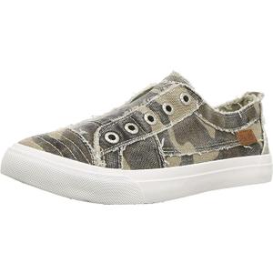 Blowfish Malibu Kids Play Slip On Sneaker  size 1