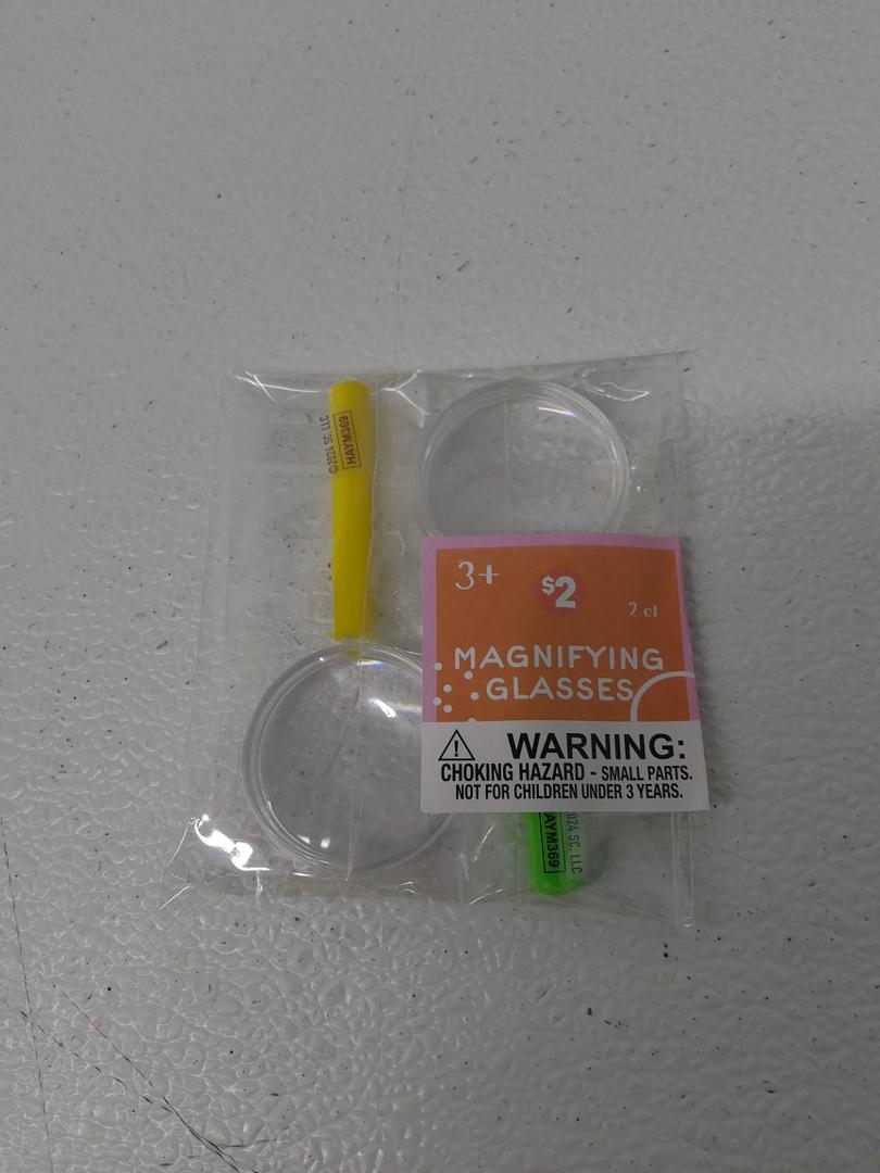 Magnifying Glasses 8 Pack