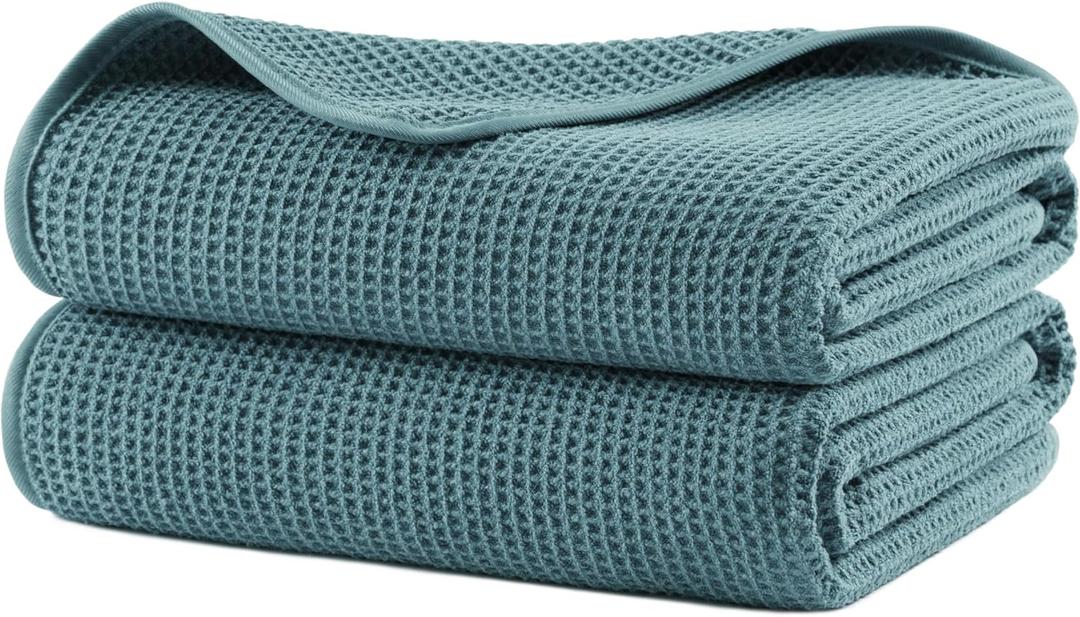 POLYTE 380 GSM Microfiber Oversize Quick Dry Lint Free Waffle Bath Towel for Body, 60 x 30 in, Set of 2 (Green)