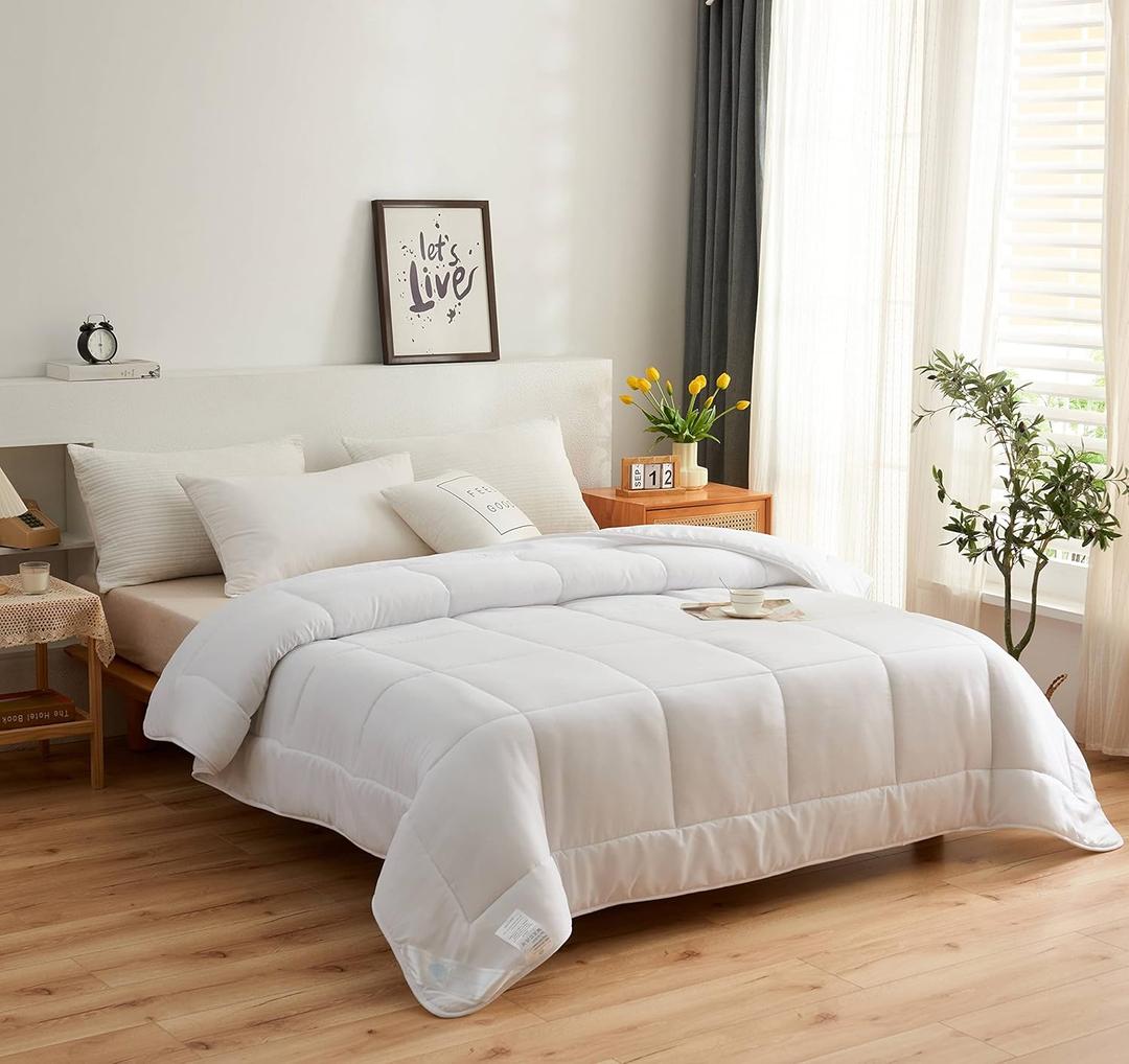 White Down Alternative Comforter, Fluffy Lightweight Duvet Insert Bed Comforter, Home/Hotel/Dorm Room Essentials All Season Bedding (California King)