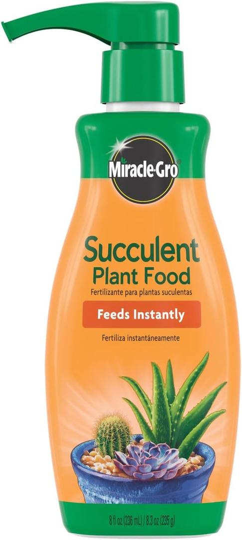 Miracle-Gro Succulent Plant Food, Liquid Plant Food for All Indoor Succulents, Cacti, Jade Plants, Aloe Vera and More, 8 oz. (1 Pack)
