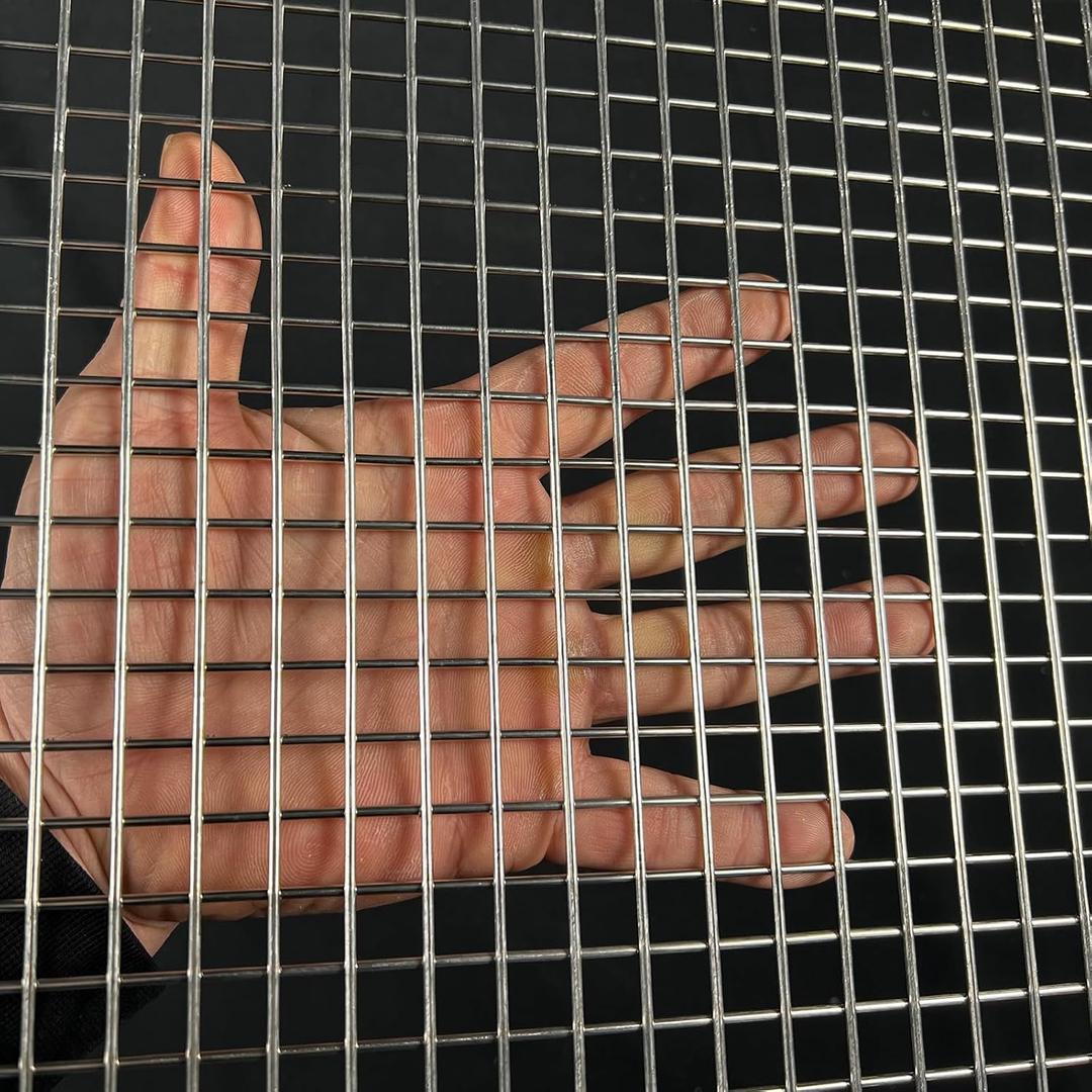 Stainless Steel Hardware Cloth 40"x20"-1/2" 14Ga Heavy Welded Wire Fence Chicken Wire Fencing Metal Screen for Screen Door Mesh,Gopher Trap,Grill Mesh,Bird Netting,Pet Screen,Metal Grate,Drain Mesh
