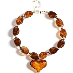 Chunky Heart Necklaces for Women - Exaggerated Statement Puff Beaded Necklace with Heart Penadnt, Amber Acrylic Necklace Gift for Girlfriends Wife Mom Grandma