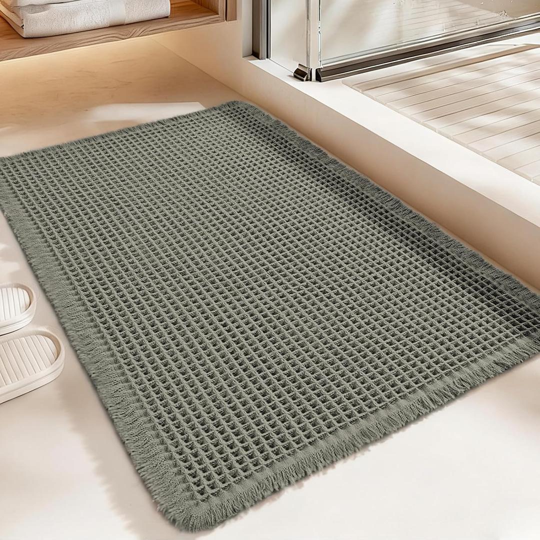 Luxury Waffle Bath Mat, Super Absorbent Non Slip Bathroom Rugs, Boho Ultra Soft Comfort Machine Washable Quick Dry Floor Mats with Tassels (Olive Green, 17" x 24")