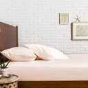 Comfortica Classics 100% Egyptian Cotton 600 Thread Count, Ivory Twin Fitted Sheet with Elastic All Around, Soft & Silky Sateen Weave - Fits Mattress Upto 18 inches