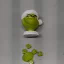 YAHTZEE Grinch Dice Game, Collectible Dice Cup with Green Dice, Christmas Themed Family Board Game, Classic Game with a Festive Dr. Seuss Twist, Officially Licensed Game & Merchandise