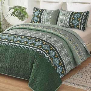 WONGS BEDDING Green Quilt Set Queen Size, 3 Pieces Boho Bedspread Coverlet Set, Soft Bohemian Bedding Set Queen for All Season 96"×90"