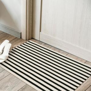 LEEVAN Black and White Striped Outdoor Rug, 2 x 3 Small Cotton Front Porch Rug Washable Front Door Mat Outside Entrance, Woven Reversible Welcome Mat Modern Outdoor Entry Layering Rug for Bathroom