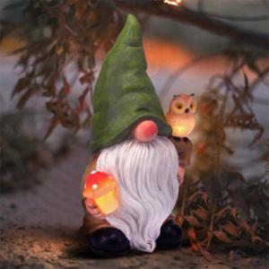 Garden Gnome Outdoor Decoration Solar Gnomes Statue with Owl LED Lights,Terrace Courtyard Lawn Patio Porch Decoration Christmas Housewarming Gift for Woman Mom