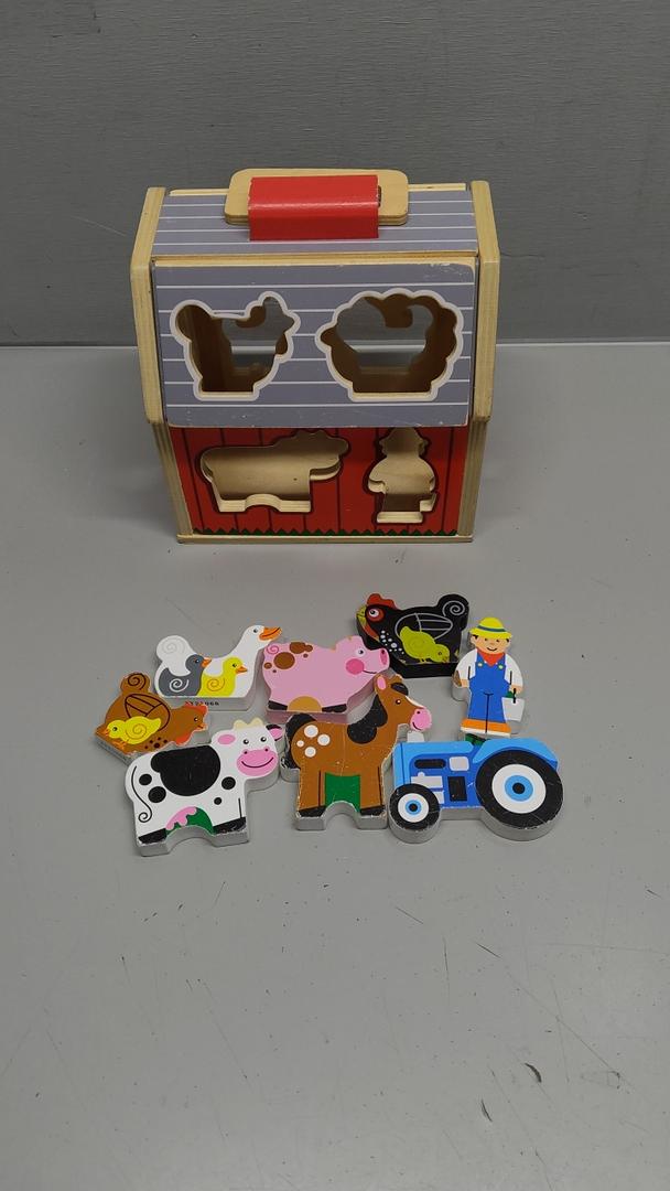 Melissa & Doug Take-Along Wooden Toy Barn, 9 Pc Portable Toddler Playset with Farm Animals & Pop-Up Roof, Preschool Learning Toys for Girls & Boys 2+