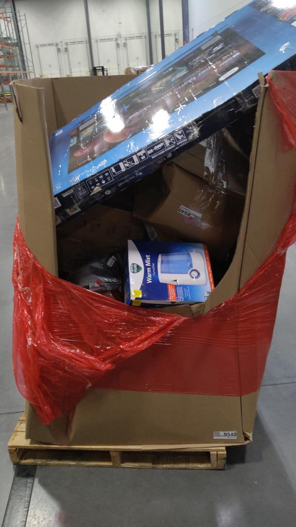 Pallet of Salvage Items