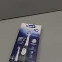 Oral-B Rechargeable Electric Toothbrush, iO2 Starter Kit, 3 Cleaning Modes, Automatic Pressure Sensor to Protect Gums, 2 Brush Heads, Forest Green 