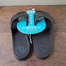 totes Women's Everywear Lightweight Waterproof Contoured Molded Double Buckle Slide Sandals Size 7