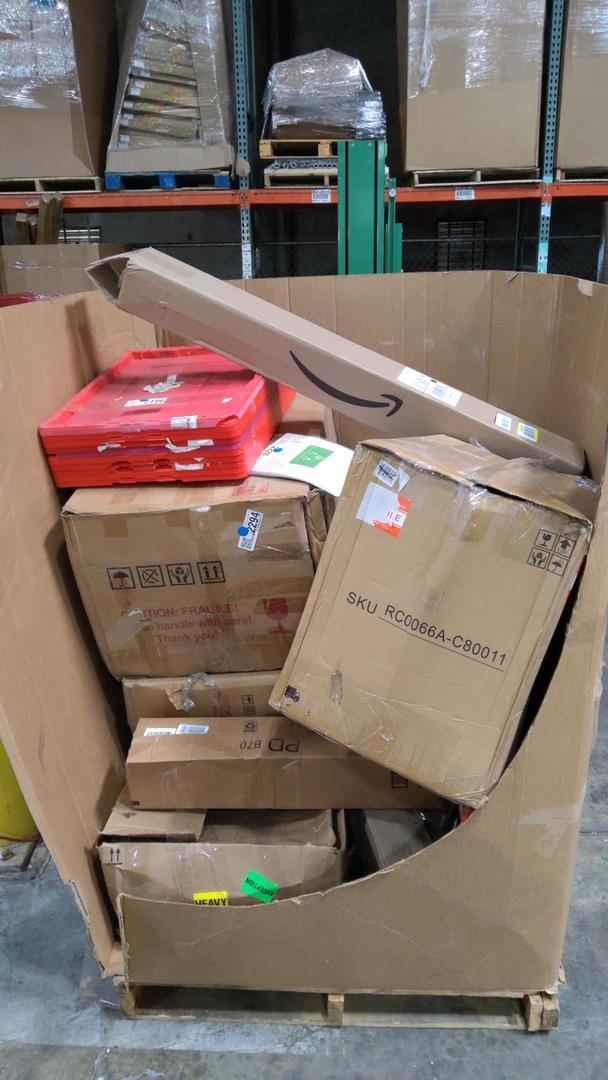 Pallet of Salvage Items 