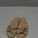 Amazon Essentials Women's Twist Slide Sandal (7, Beige)