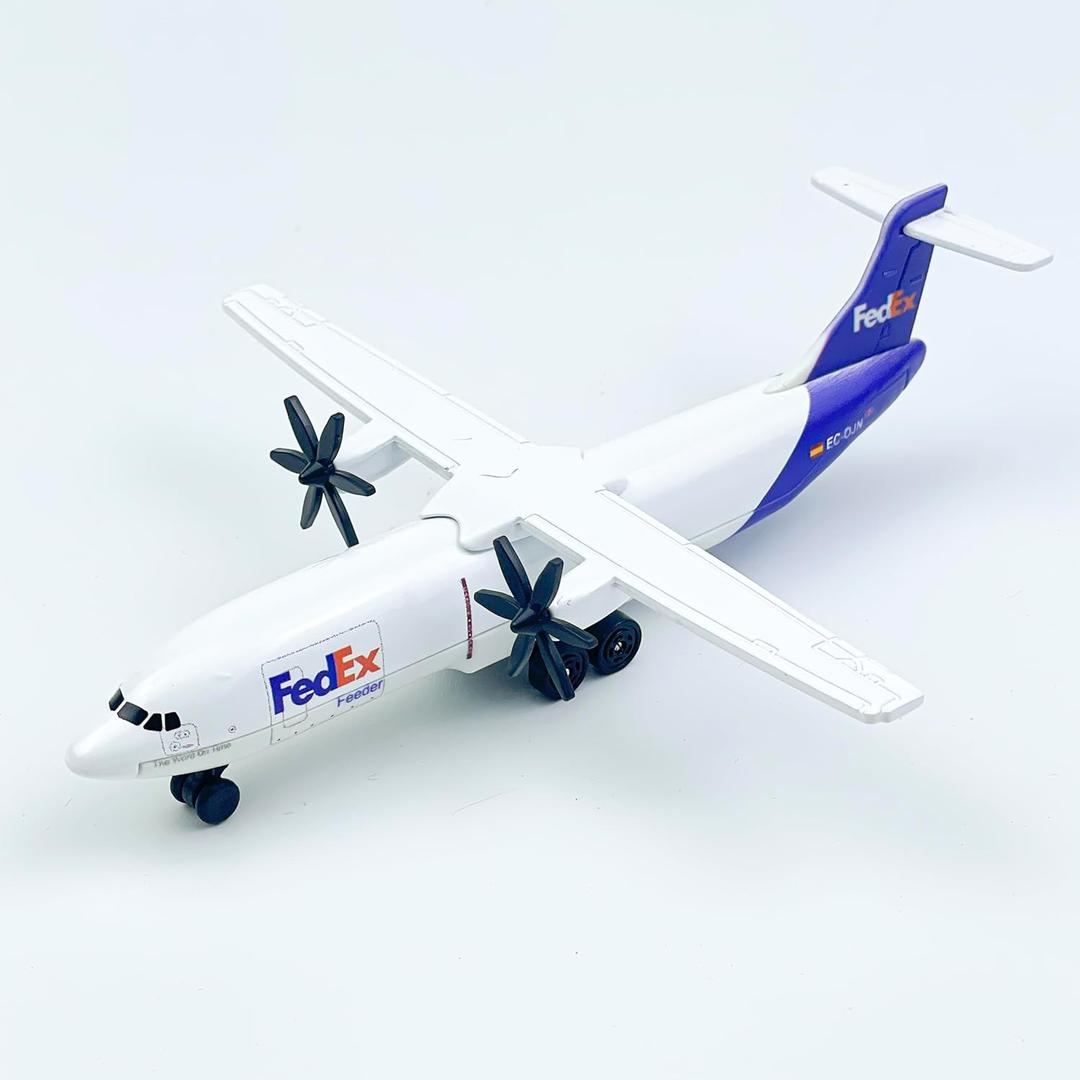 Die-Cast Propeller FedEx Airplane Model  6 Inch Alloy Plane with Rolling Wheels  Miniature Aircraft Collectors & Aviation Enthusiasts