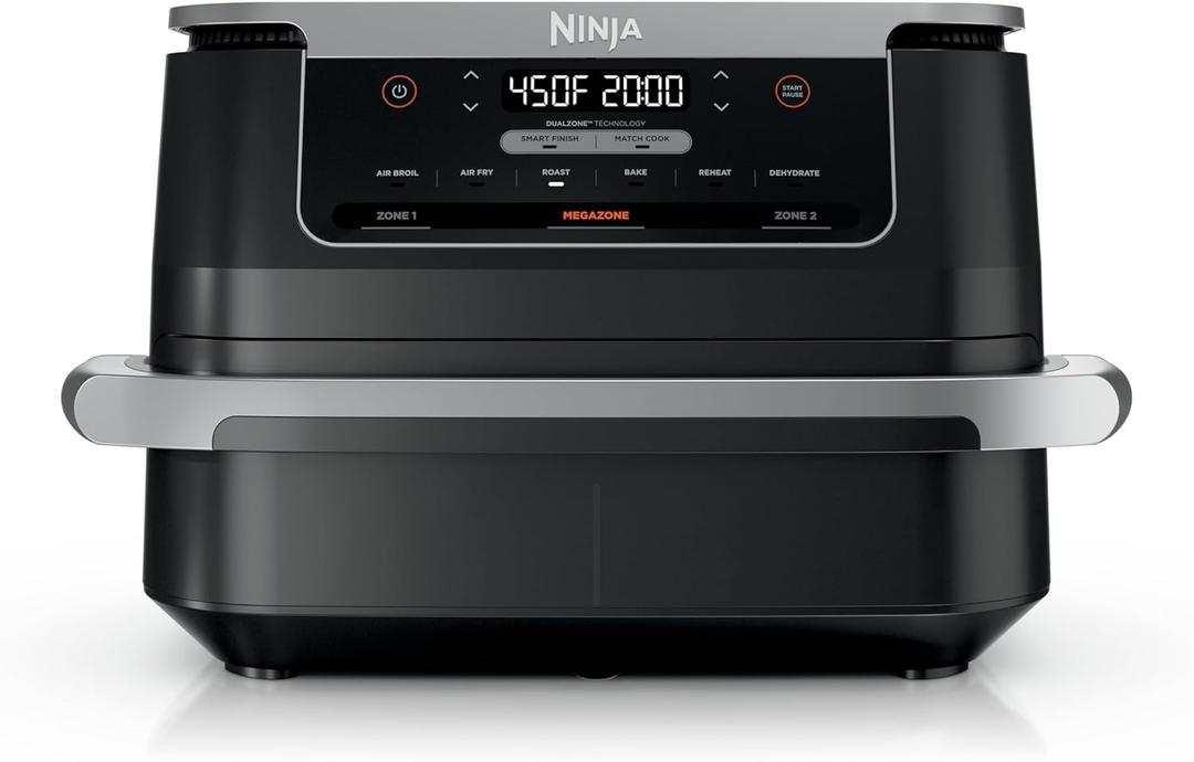 Ninja Foodi 6-in-1 FlexBasket Air Fryer with 7-QT MegaZone & Basket Divider for Large Proteins & Full Meals, Smart Finish Cook 2 Foods 2 Ways, Family Sized Capacity, Air Fry, Roast & More, Black DZ071