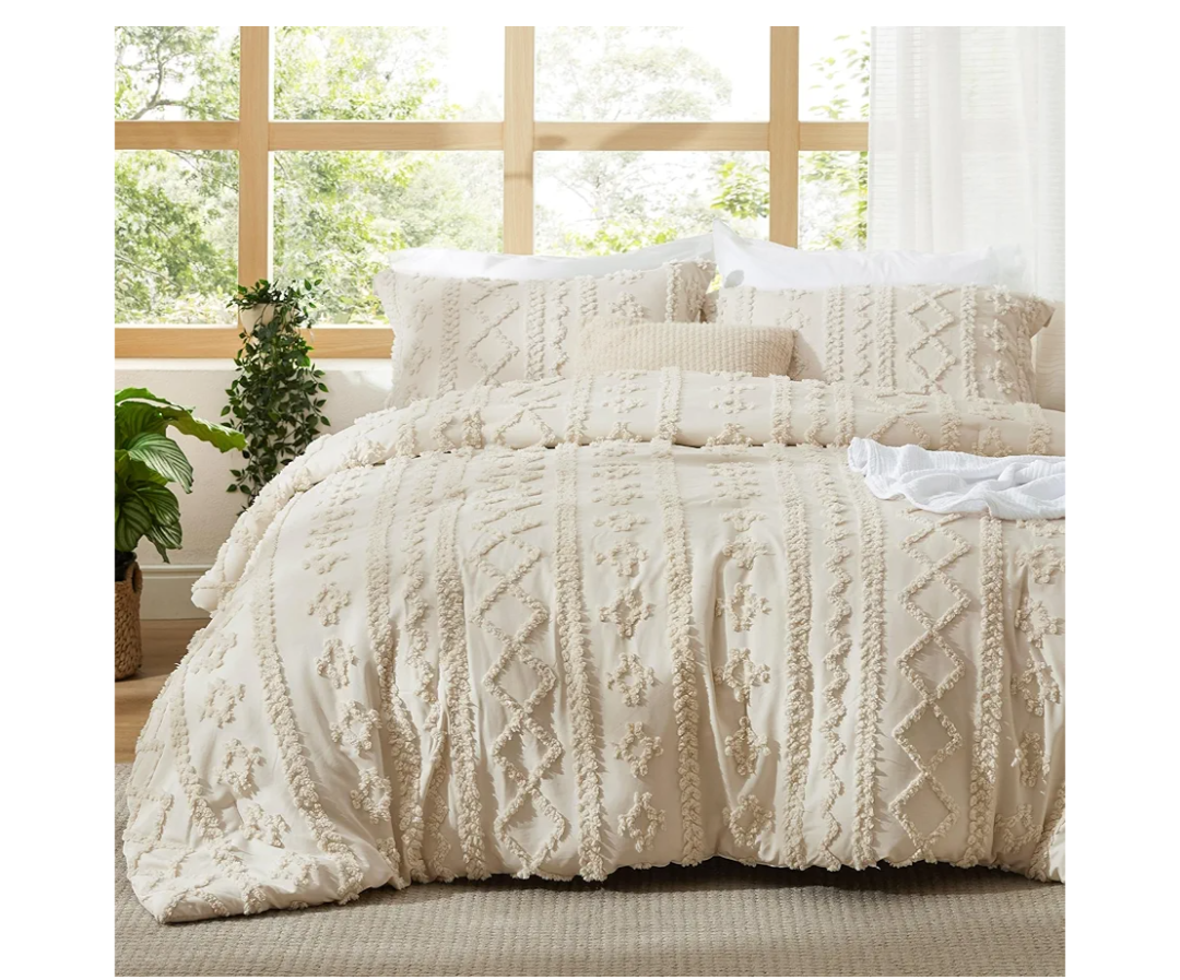 Bedsure Tufted Boho Comforter Set Queen Size - Beige Boho Bed Set, GentleSoft™ 3 Pieces Farmhouse Shabby Chic Embroidery Bedding, Gifts for Woman, Soft Jacquard Queen Comforter for All Seasons