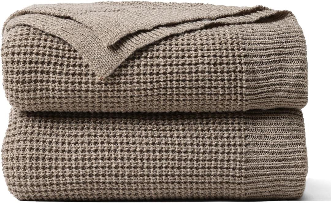 Waffle Knit Throw Blanket, Ultra Soft Lightweight & Breathable All-Season Blankets for Queen/King Size Bed, Waffle Weave Blanket for Home Decor, Office, Couch & Gift Giving (Beige, 90x108 Inch)