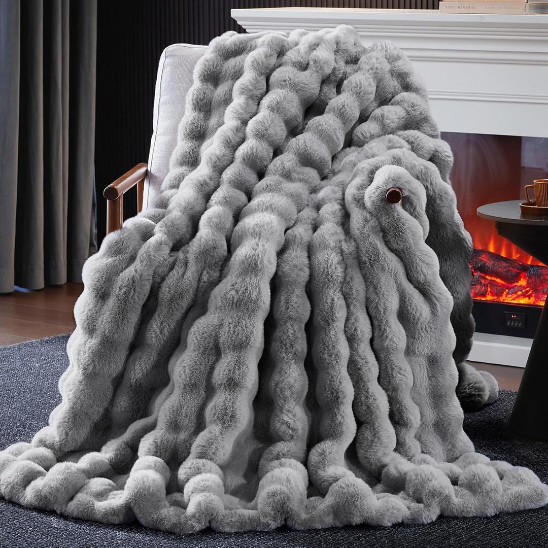 Faux Fur Throw Blanket, 1000GSM Fluffy Soft Bubble Blanket for Couch Bed, Cozy Plush Warm and Thick Blanket, Fuzzy Rabbit Throw for Living Room Bedroom 50''*60'' Light Grey