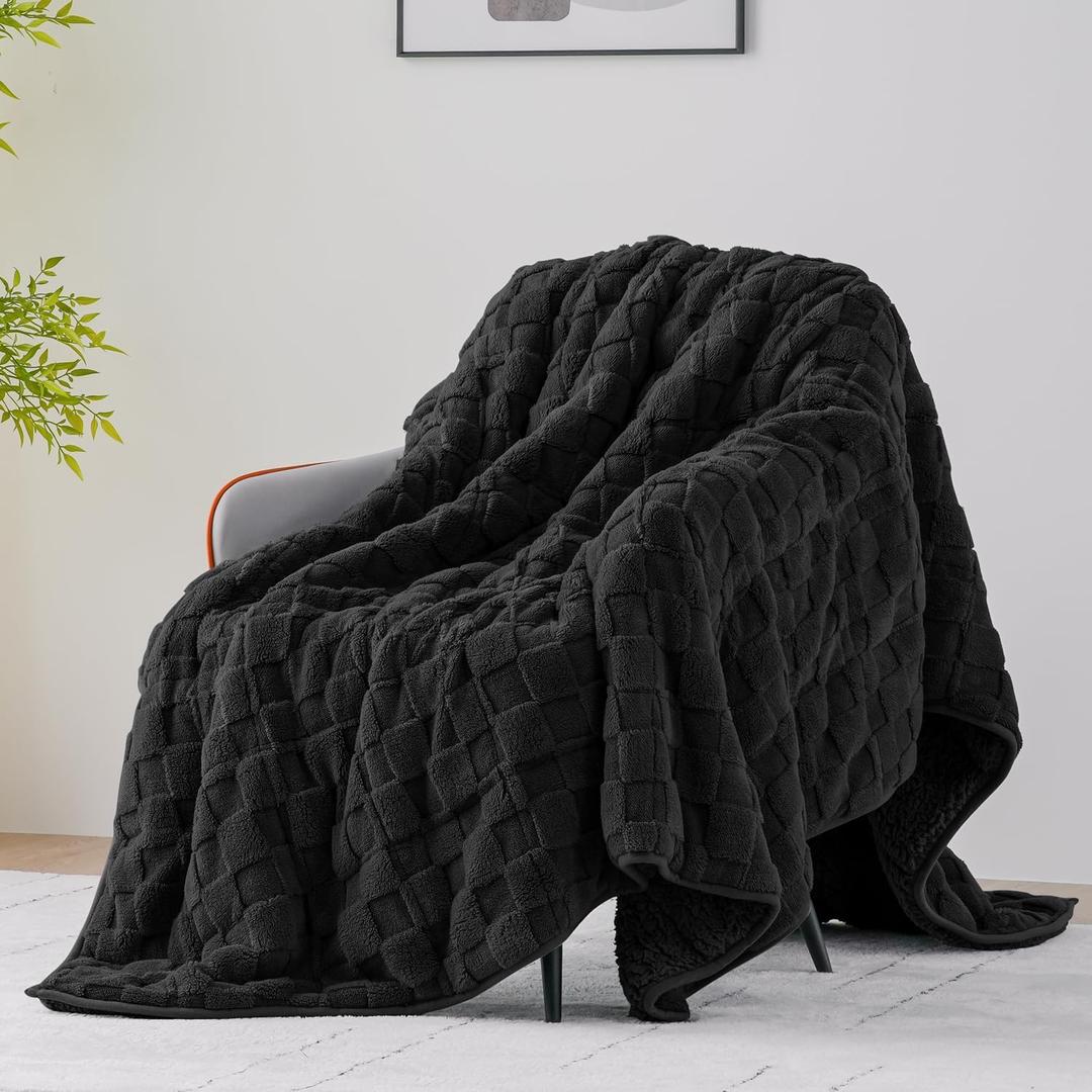 Uttermara Sherpa Fleece Weighted Blanket for Adults 15 lbs Queen Size, Dual Sided Warm 3D Jacquard Sherpa Heavy Blanket, Soft Fuzzy Weighted Blankets for Couch Bed Sofa, 60 x 80 inches Black