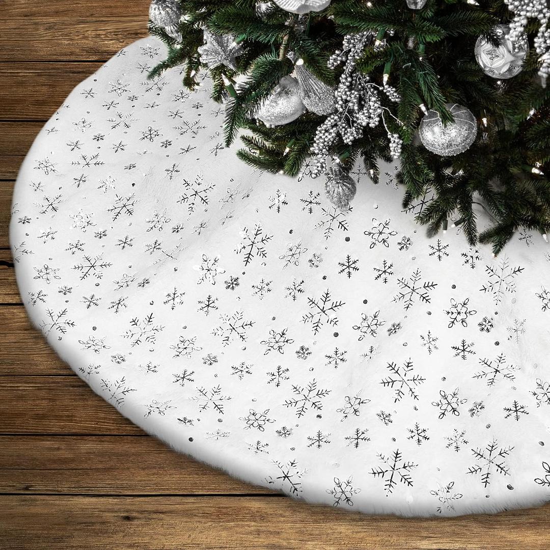 Lanpn Christmas Tree Skirt 16 inch, Xmas Tree Skirt with Snowflake Winter Christmas Tree Mat for Small mini Pencil Slim Artificial Trees Winter Home Party Holiday Indoor Xmas Decor (Silver, 40cm)