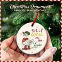 2 x Funny Goose Christmas Ornament - Silly Goose On The Loose Ceramic Ornament, Cute Farm Animal Gifts - Funny Duck Xmas Tree Hanging Decor, Ideas for Friends, Coworkers
