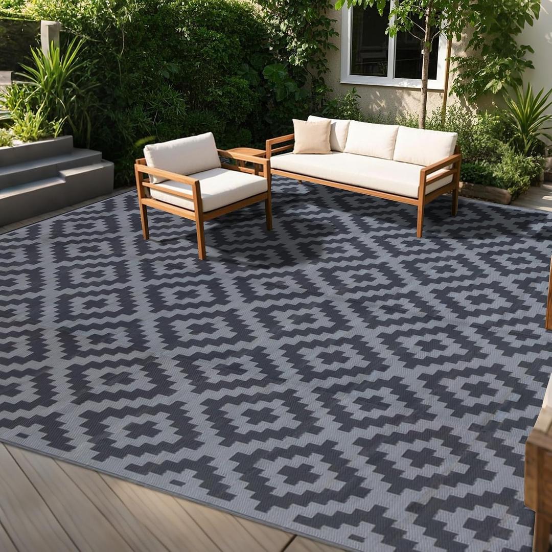SAND MINE Waterproof Outdoor Rug, Plastic Reversible Rug, Modern Area Rug, Large Floor Mat for Outdoors, RV, Patio, Backyard, Deck, Picnic, Beach, Camping (10' x 14', Black Grey Lattice)