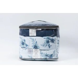 Ellen Tracy 4 Piece Bedding Set Queen Size 90x90 in, 20x26 in