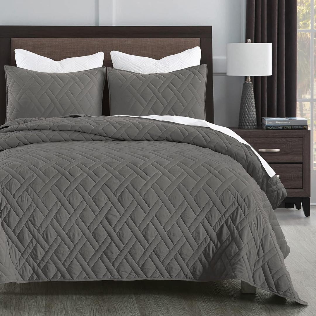 HORIMOTE HOME Quilt Set King Size Grey, Classic Geometric Diamond Stitched Pattern,Microfiber Ultra Soft Lightweight Bedspread Coverlet for All Season, 3 Piece Includes 1 Quilt and 2 Shams